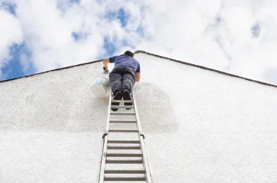 Peinture extérieure à Lichos — façades et ravalement